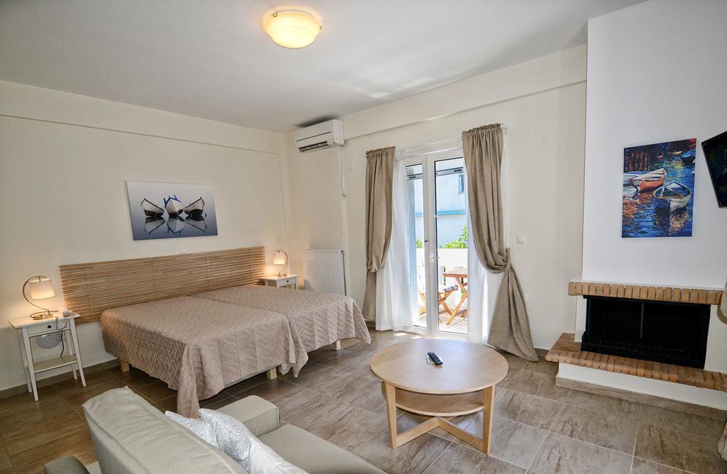 Peskesi Ikaria Apartment Ágios Kírykos Exterior foto