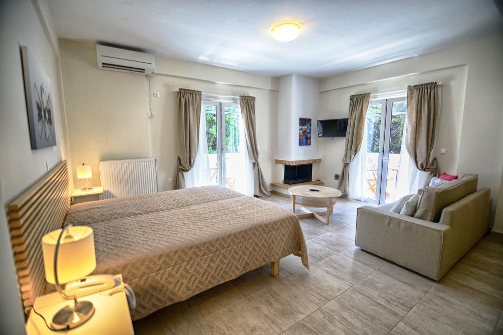 Peskesi Ikaria Apartment Ágios Kírykos Exterior foto